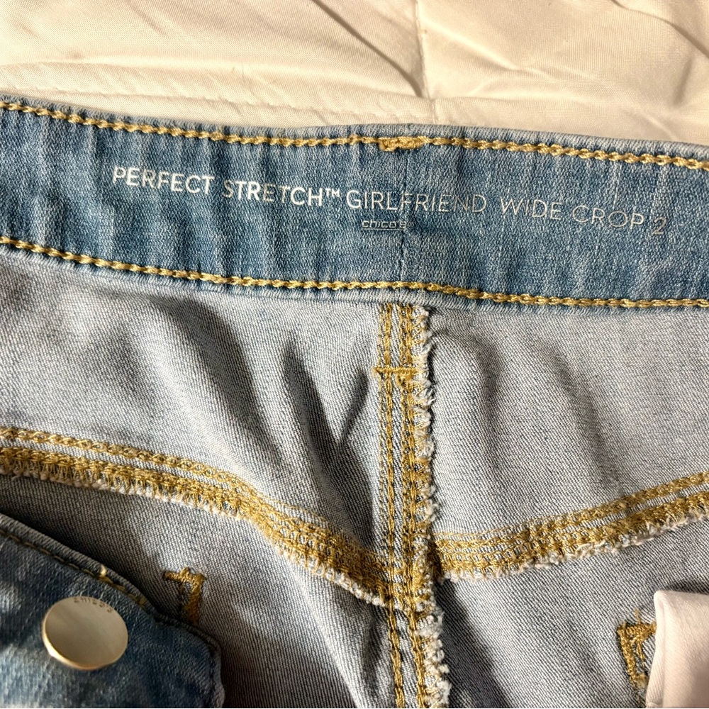 Chico’s Perfect Stretch Girlfriend Wide Crop Pants Jeans Denim Like New Size 2.0 - Picture 7 of 8